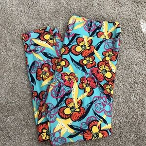 LULAROE  Floral Multicolor Mint Green TC2 Legging